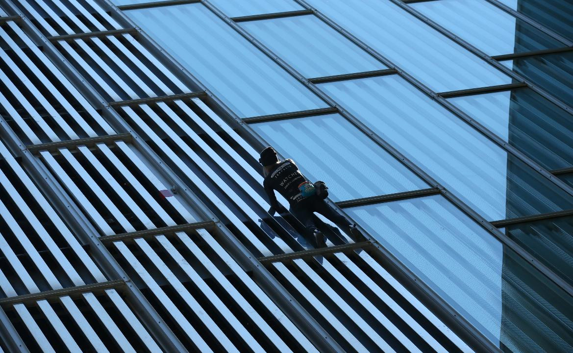 Τα πιο απίστευτα ανθρώπινα κατορθώματα του 2017 σε ένα βίντεο που θα σας αφήσει άφωνους